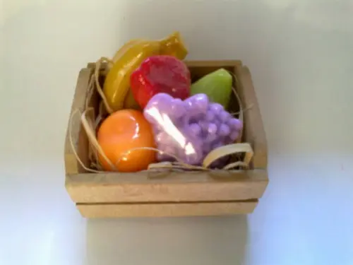 Caixote com Frutas de Sabonete