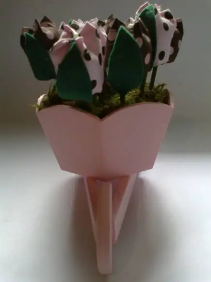 Carriola com Tulipas