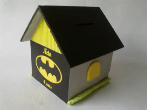 Casa Cofre Batman