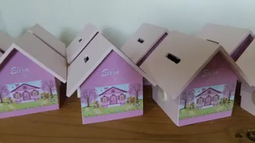 Casa Cofre Casinha de Boneca