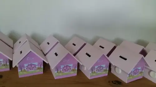 Casa Cofre Casinha de Boneca