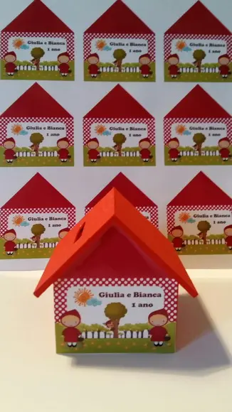 Casa Cofre Chapeuzinho Vermelho