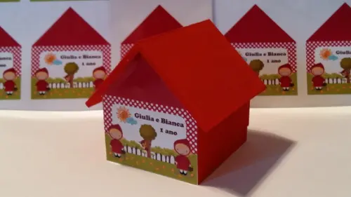 Casa Cofre Chapeuzinho Vermelho