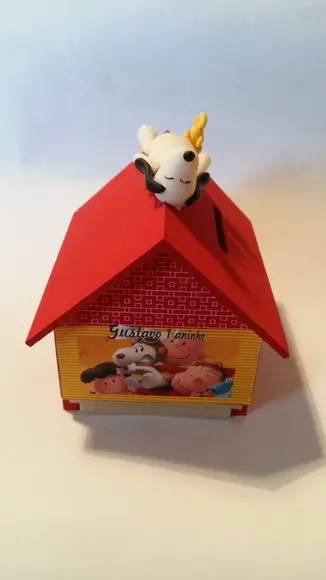Casa Cofre m com Snoopy de Biscuit