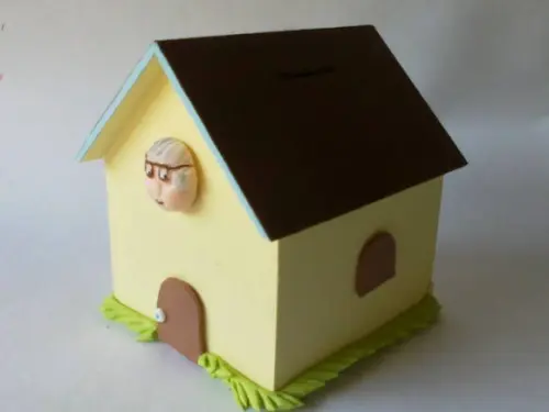 Casa Cofre Up Altas Aventuras