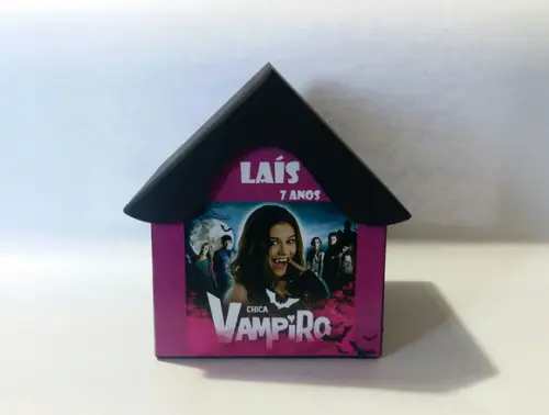 Centro de Mesa Chica Vampiro