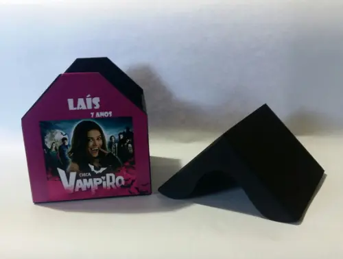 Centro de Mesa Chica Vampiro