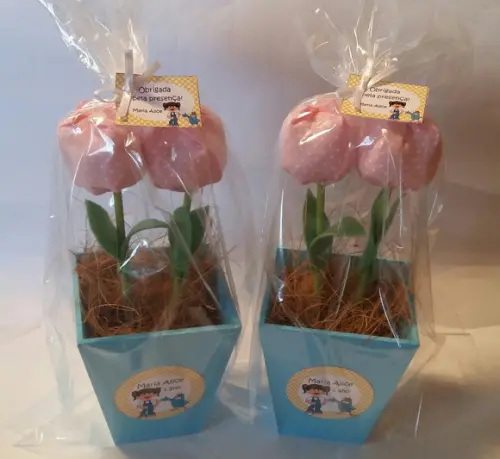 Centro de Mesa Galinha Pintadinha