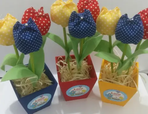 Centro de Mesa Galinha Pintadinha Cores