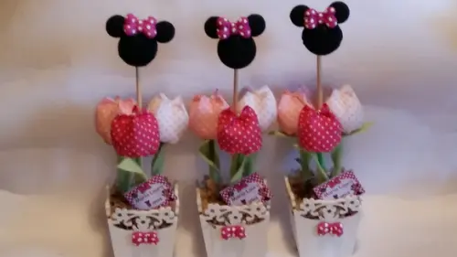 Centro de Mesa Minnie Rosa - Esgotado