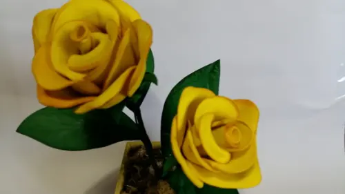 Centro de Mesa Rosas em E.V.A
