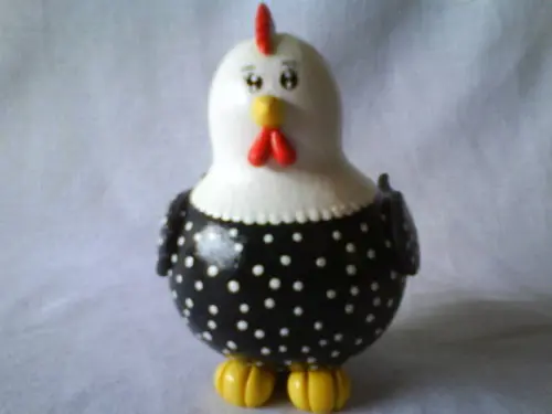 Galinha D'Angola com filhotes