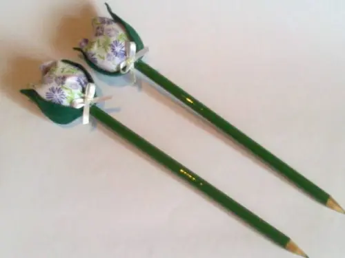 Lápis com Tulipa