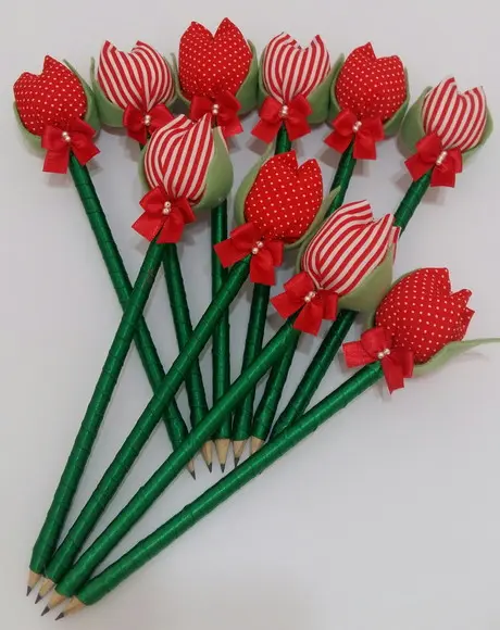 Lembrancinha Lápis Tulipa