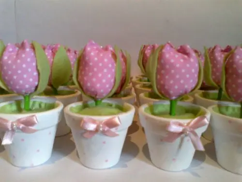 Vasinho de Cerâmica com Tulipa