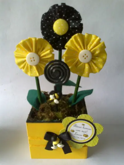 Vasinho Porta Recado com Flor de Tecido*