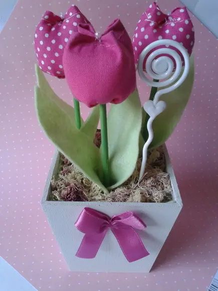 Vaso c/ Tulipas para Centro de Mesa
