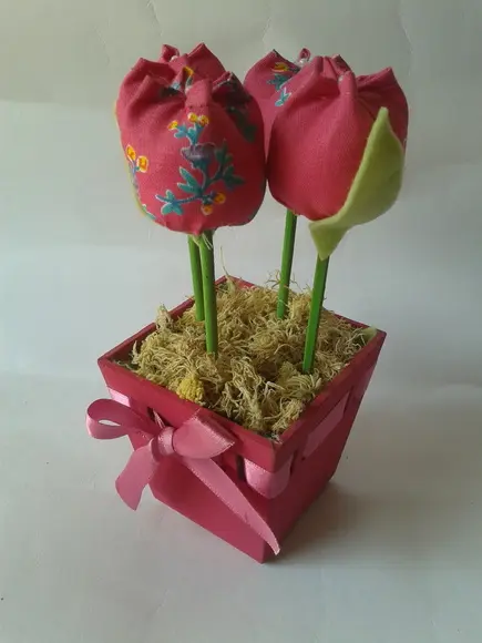 Vaso c/ tulipas, ESGOTADO