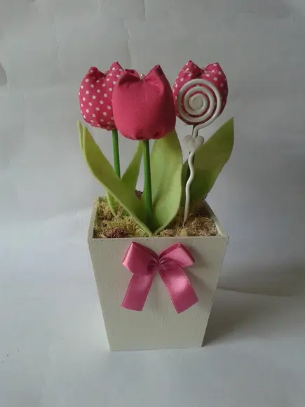 Vaso c/ Tulipas para Centro de Mesa