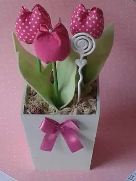 Vaso c/ Tulipas para Centro de Mesa