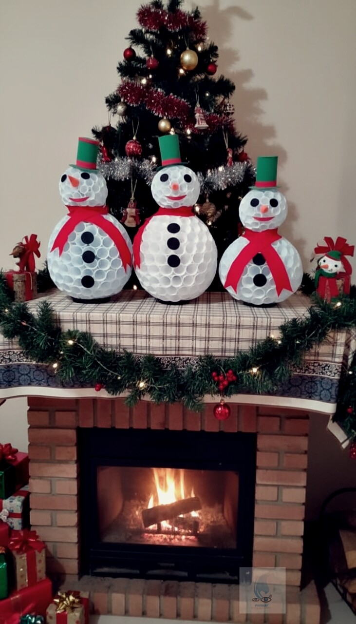 Boneco de Neve Feito com Copo Descartável, Feltro e Eva