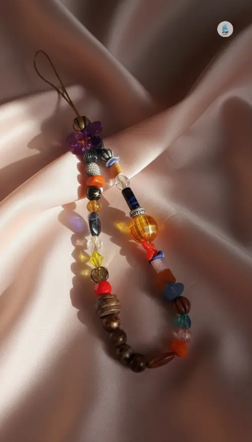 Phone Strap (Alça de Celular) Feita com Bijuterias Diversas