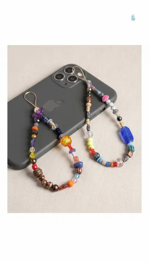 Phone Strap (Alça de Celular) Feita com Bijuterias Diversas