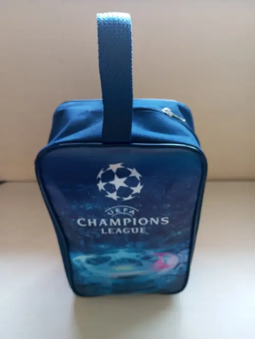 Porta-chuteira infantil