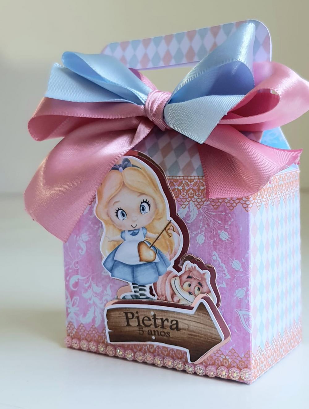Caixa maletinha Alice no país das maravilhas