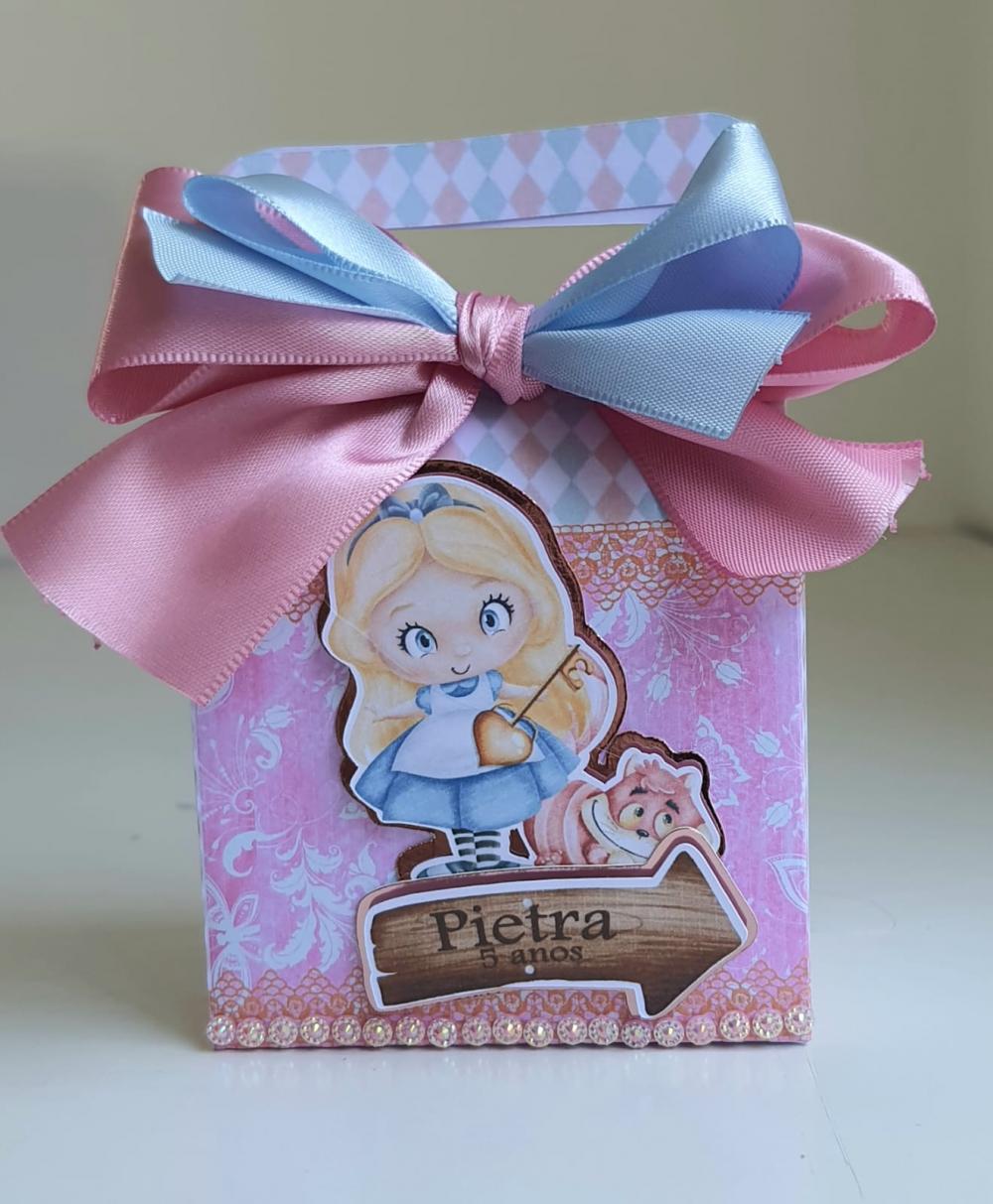 Caixa maletinha Alice no país das maravilhas
