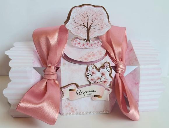 Kit 50 lembrancinhas personalizadas de festa Flor de Cerejeira