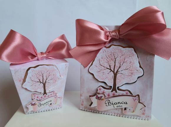 Kit 50 lembrancinhas personalizadas de festa Flor de Cerejeira