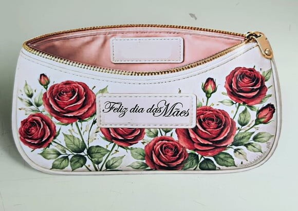 Bolsinha Realista em Papel