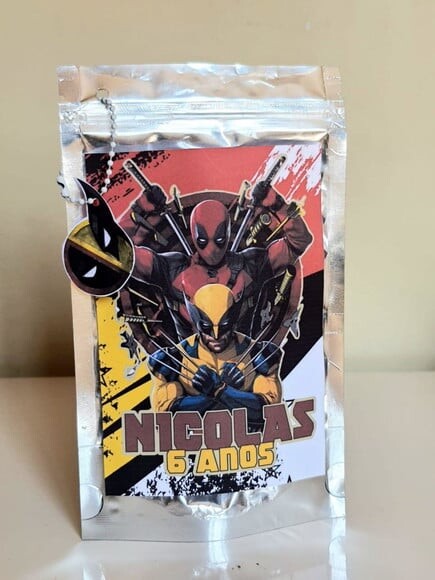 Saquinho Metalizado com Fecho Zip Lock Deadpool e Wolverine