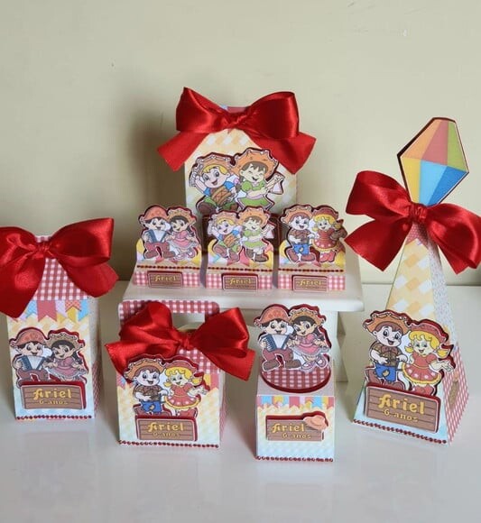 Kit 50 Lembrancinhas Personalizadas para Festa Junina/arraia