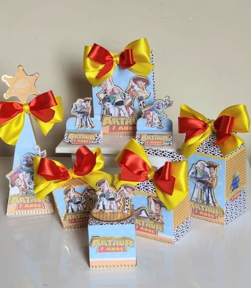Kit 50 Lembrancinhas para Festa Toy Story