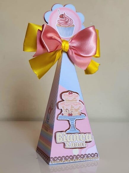 Caixa Pirâmide Confeitaria