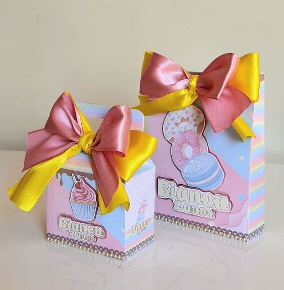 Kit 50 Lembrancinhas para Festa Confeitaria