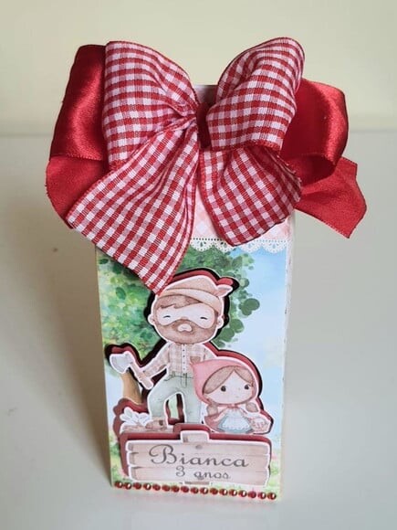 Caixa Milk Chapéuzinho Vermelho