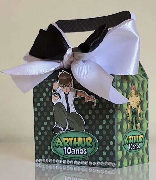 Caixa Maletinha Ben 10