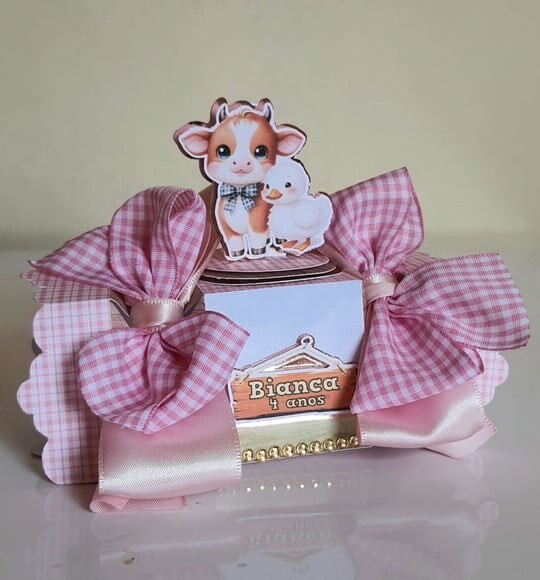 Caixa Bala Fazendinha Rosa