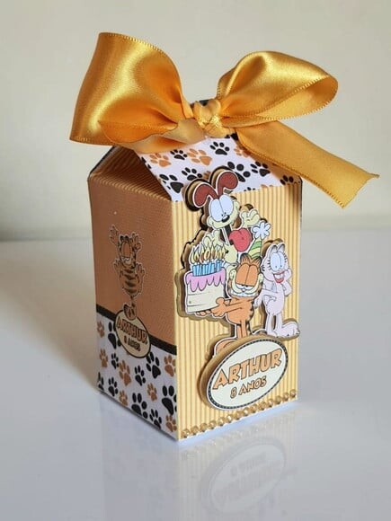 Caixa Milk Garfield