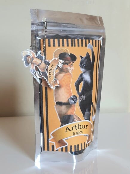 Saquinho Metalizado com Tag Gato de Botas