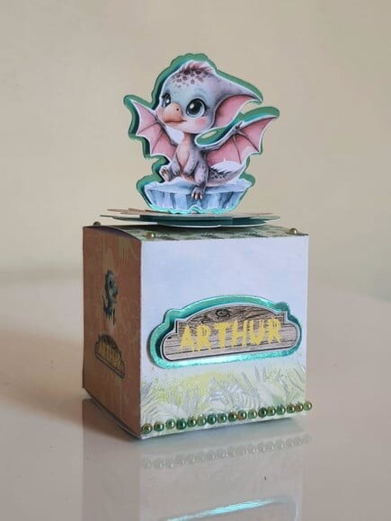Caixa Cubo Dinossauro