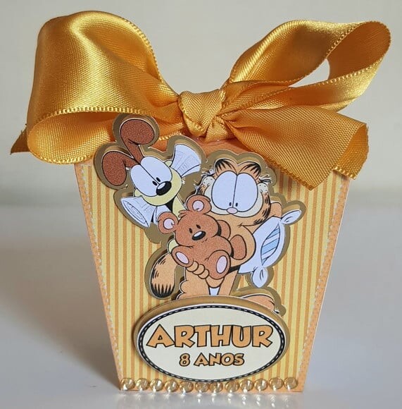 Caixa Sushi Garfield
