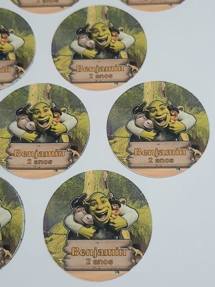 Kit de 120 Adesivos Personalizados com Tema Shrek