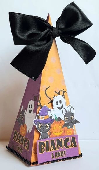 Caixa Pirâmide/cone Halloween