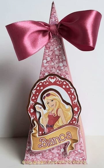 Caixa Pirâmide Barbie