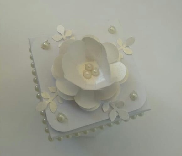Caixa Diamante Branca
