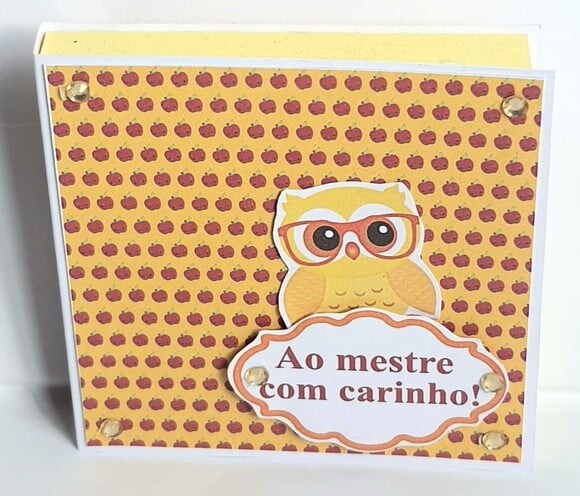 Lembrancinha de Dia dos Professores Porta Post-it